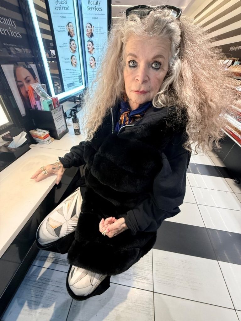 Police searching for missing vulnerable woman, 70, last seen in Brampton