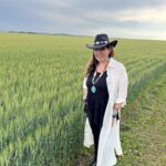 ‘Indigenous erasure’: Edmonton Cree singer-songwriter calls out stereotypical AI image in news article about her music