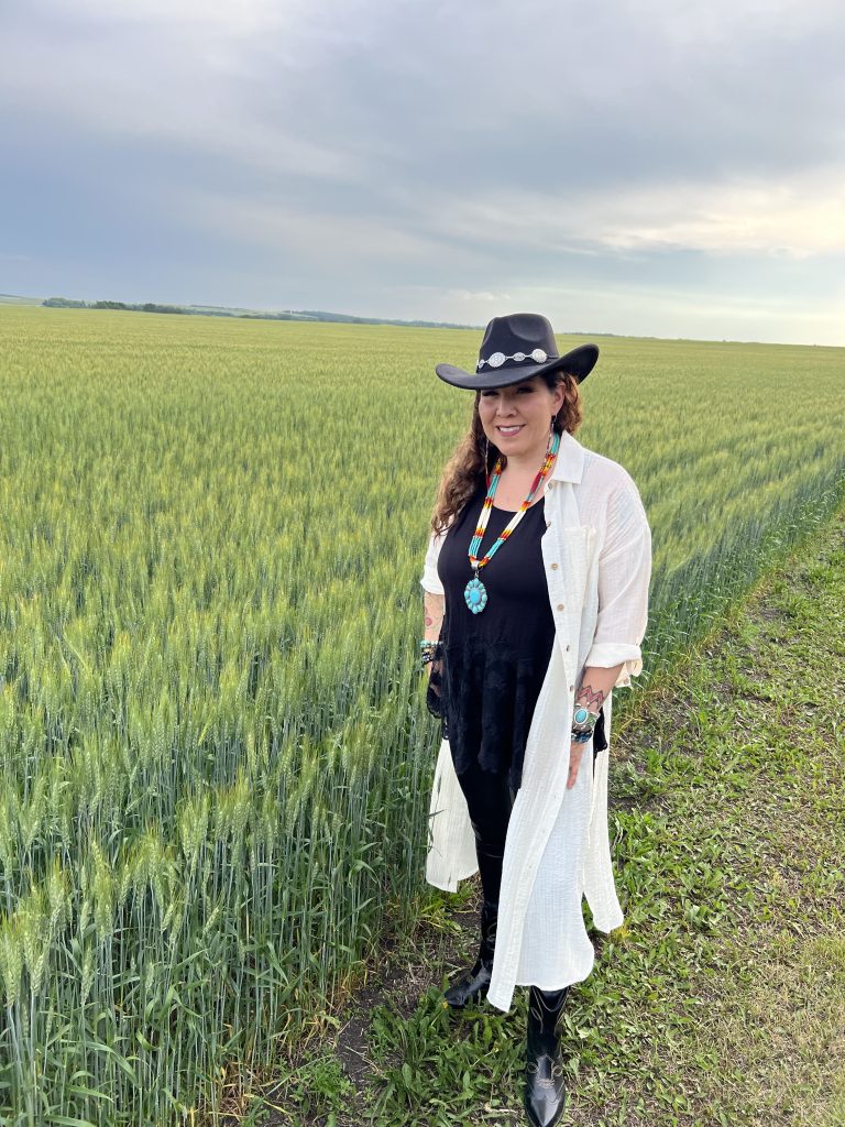 ‘Indigenous erasure’: Edmonton Cree singer-songwriter calls out stereotypical AI image in news article about her music