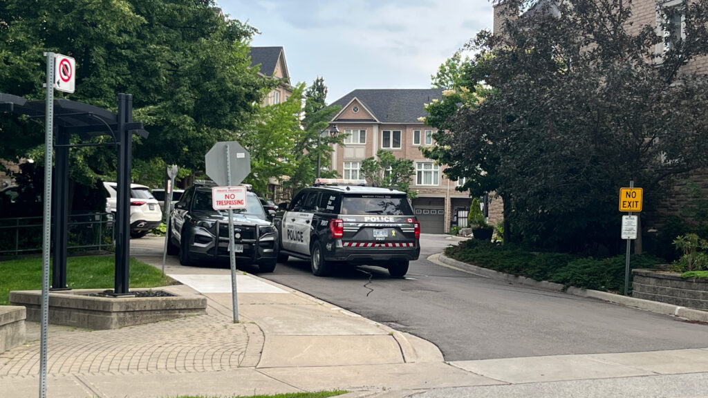 Man wanted in alleged murder of parents in Mississauga spotted near Humber Bay Park