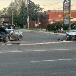 5 people sent to hospital after Weston area car crash