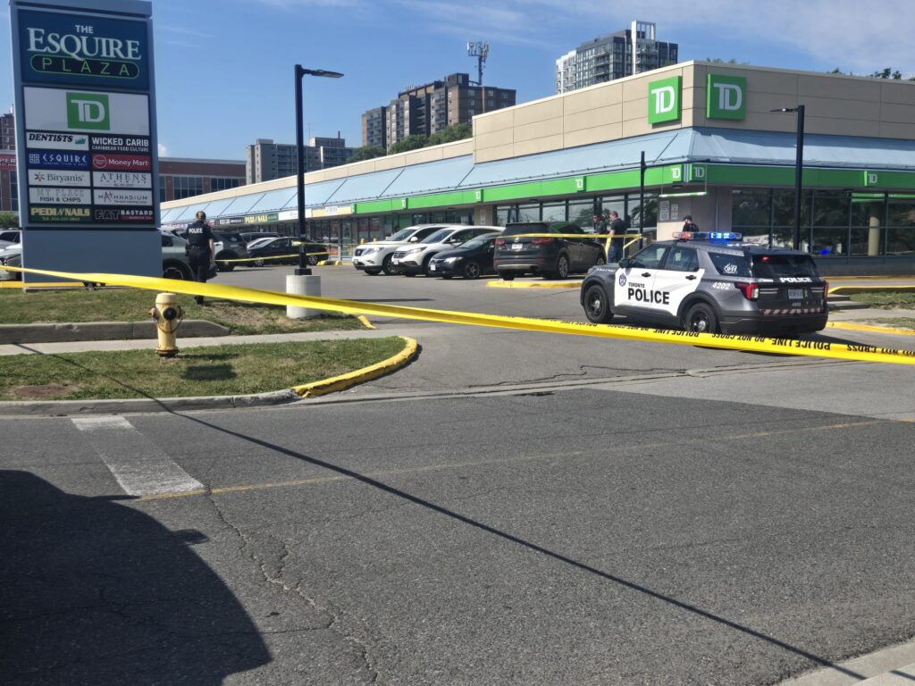 Man killed, another critically injured in Scarborough shootings
