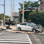 2 injured in 3-vehicle crash in Brampton