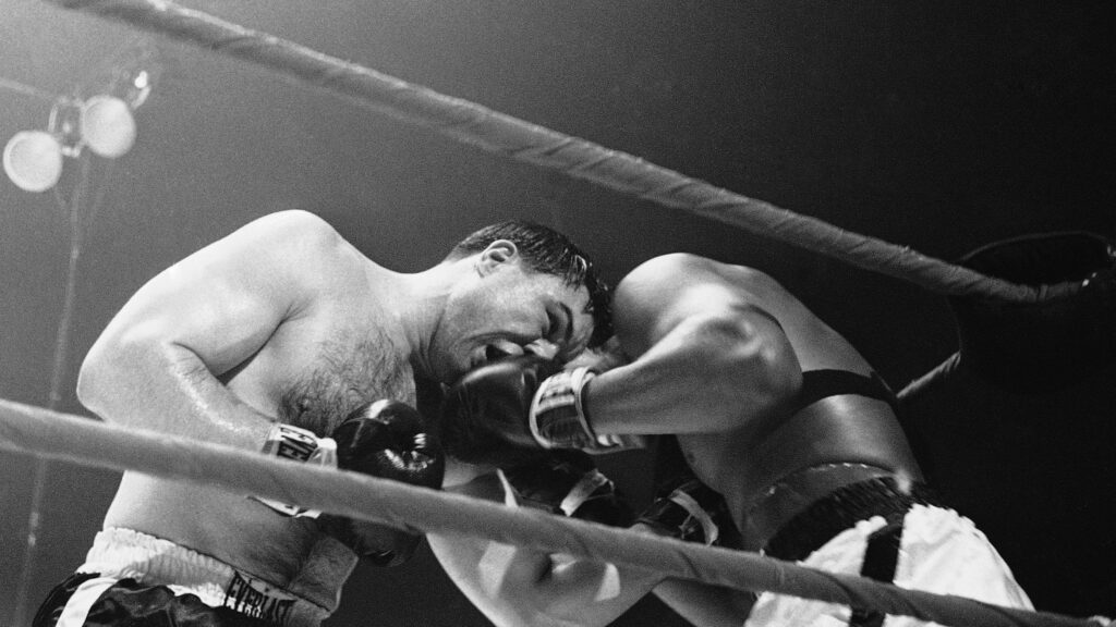 Canadian boxing great George Chuvalo dead at 89